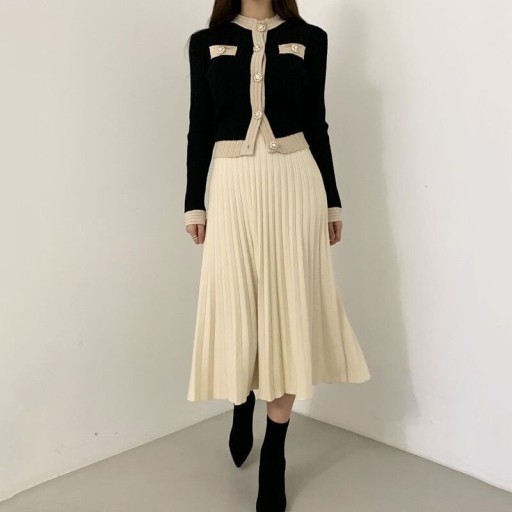 Maglione e gonna da donna B1291