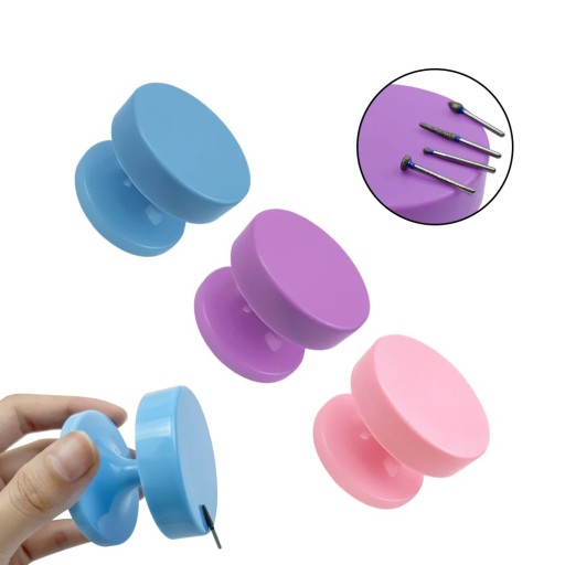 Magnetický držák na šroubky 5,5x4,3 cm Praktický magnet pro drobné kovové předměty do dílny garáže i domácnosti kulatý