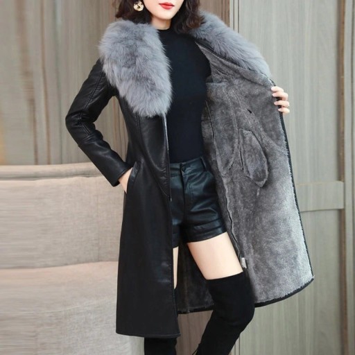 Manteau en cuir pour femmes avec fourrure