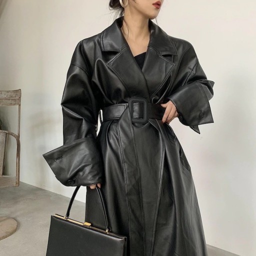 Manteau long pour femme en simili cuir B667