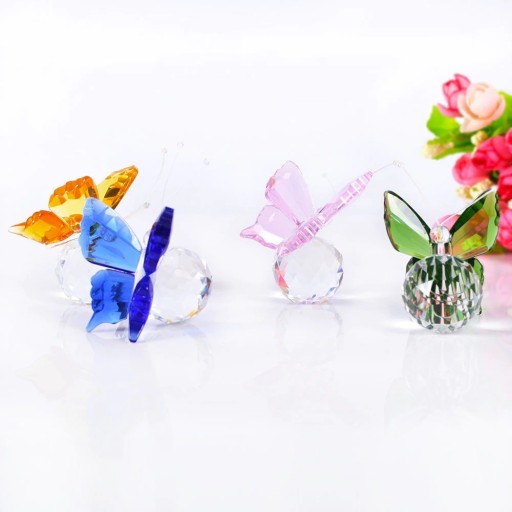 Mariposa de cristal decorativa
