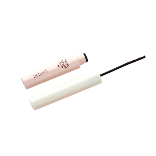 Mascara pour allonger et volumiser les cils avec choix de couleur noire ou brune pour un look naturel effet longue durée sans bavure