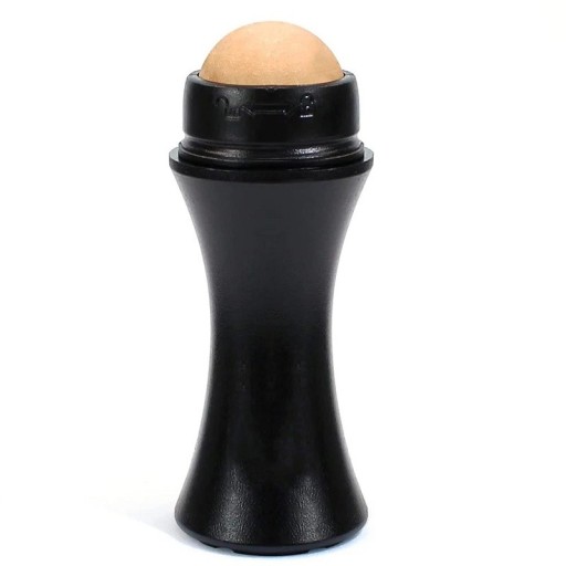 Massagebold med vulkansten, der absorberer ansigtsolie. Olieabsorberende ansigtsrulle. Ansigtsrulle til rengøring af tilstoppede porer. 7,5 x 2,2 cm.