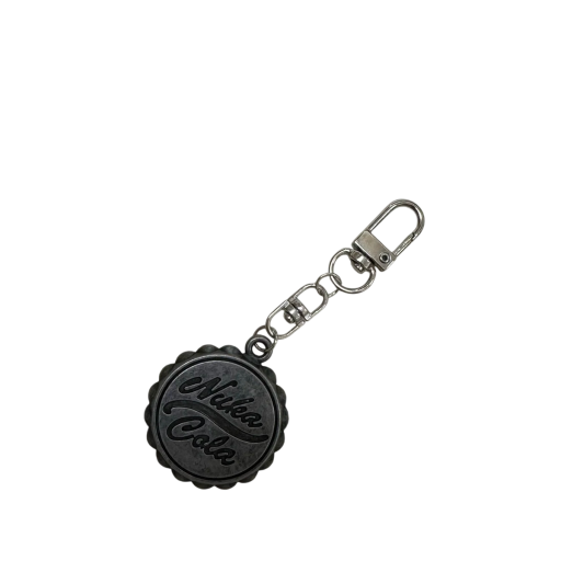 Mehrfarbiger metallischer Schlüsselanhänger 4 x 9 cm Motiv Flaschenverschluss Stilvoller Schlüsselanhänger für Rucksack Handtasche originelles Geschenk