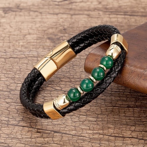 Mehrschichtiges Armband mit Perlen