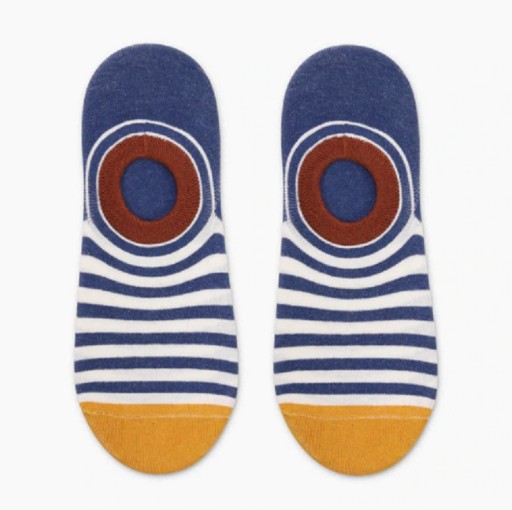 Meias curtas para homem com riscas