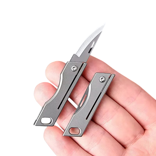 Mini Foldbar Lommekniv i Rustfrit Stål 8 cm med Nøglering Kompakt EDC Nøglering Skarp Kniv til Rejser Vandring Udendørsudstyr Rejser Ture