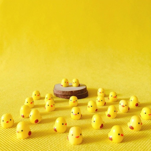 Miniature decorative chicks 24 pcs