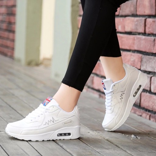 Moderne damesneakers med flag J2007