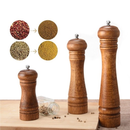 Moulin à épices en bois