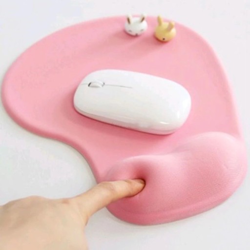 Mouse pad cu suport pentru mâini