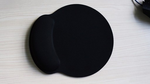 Mouse Pad with Wrist Support