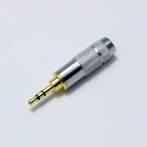 Mufă audio de 2,5 mm cu 3 pini / 4 pini