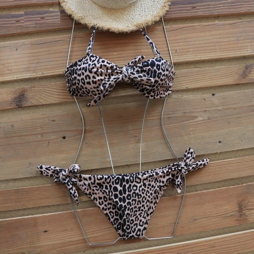 Naisten bikinit P404