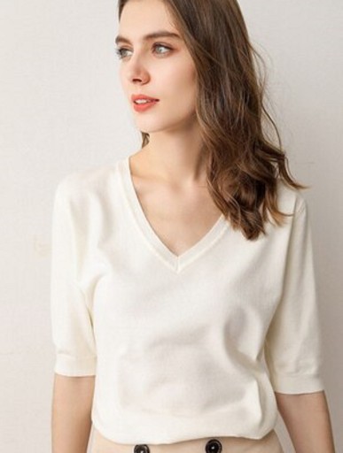 Naisten kolmen neljäsosan neulepusero G269