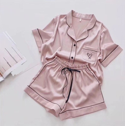 Naisten pyjama P2594