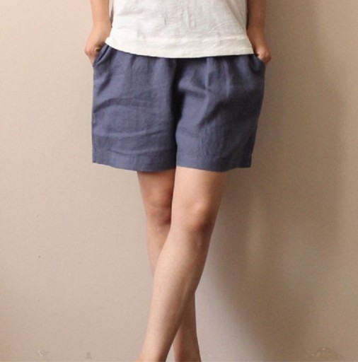 Naisten shortsit Olivia