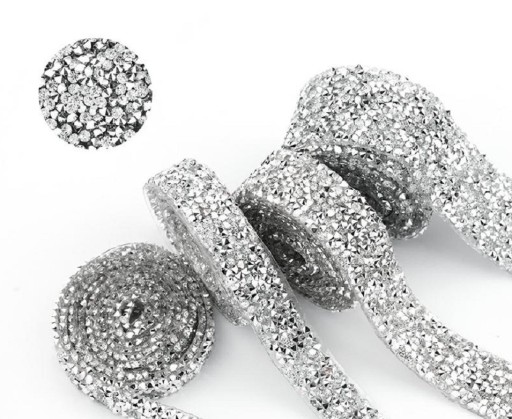 Nastro decorativo con cristalli