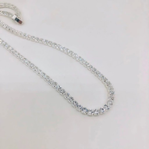Necklace with Zirconia