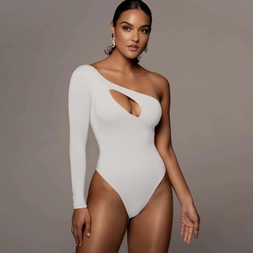 Női body csupasz vállakkal B788