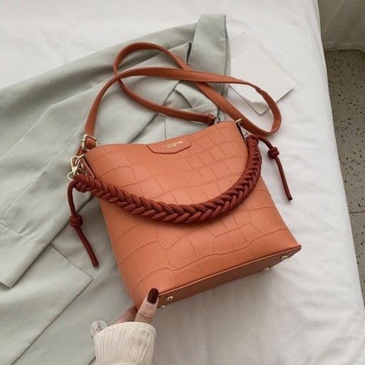 Női crossbody kézitáska M941