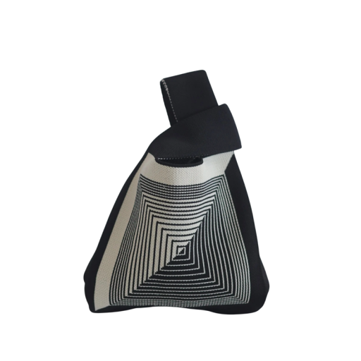 Női kötött táska geometrikus mintával 20x35 cm poliészter pamut béléssel fekete-fehér táska mindennapi használatra