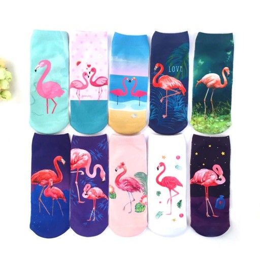 Női zokni flamingóval