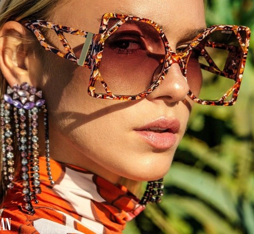 Occhiali da sole da donna E1496