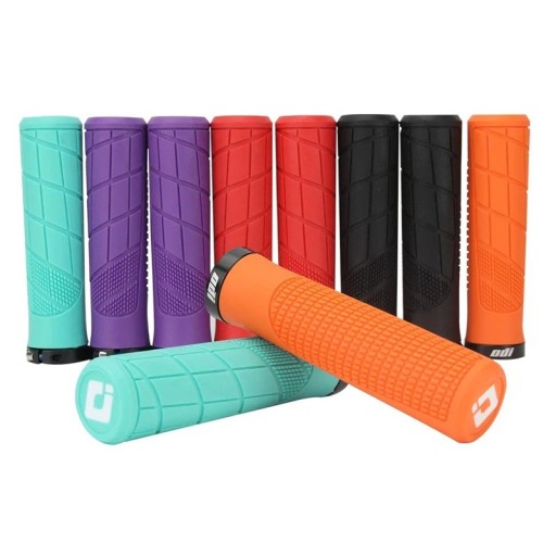ODI γκριπ για τιμόνια 135 x 22,2 mm MTB BMX Μαλακές ελαστικές λαβές με κλείδωμα Αντιολισθητικά μανίκια ποδηλάτου Ελαστικά χερούλια με πλαστική επένδυση
