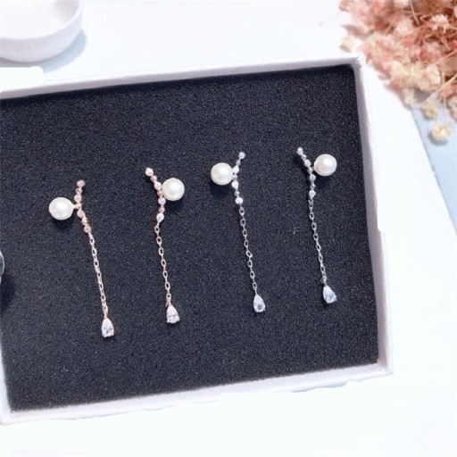 Orecchini a pendente da donna G705