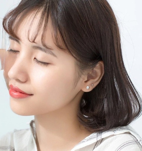 Orecchini a perno da donna con pietra R67