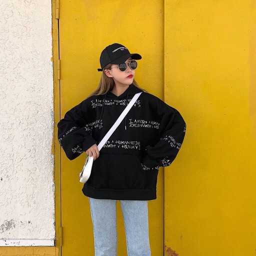 Oversized sweatshirt med bogstaver til kvinder