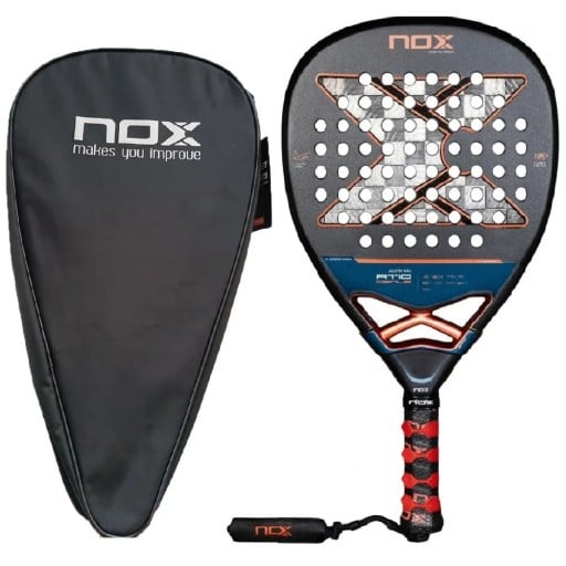 Padelová pálka NOX AT10 Genius 18K karbon 18K povrch rám z uhlíku ochranný obal Šedá a modrá Agustín Tapia pro pokročilé hráče luxury series