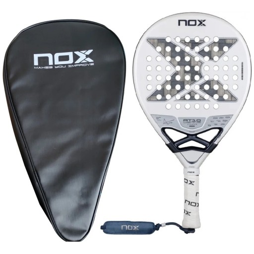 Padelová pálka NOX AT10 Genius Xtreme 12K karbon 12K rám z uhlíku ochranný obal Bílá a modrá Agustín Tapia pro pokročilé hráče luxury series