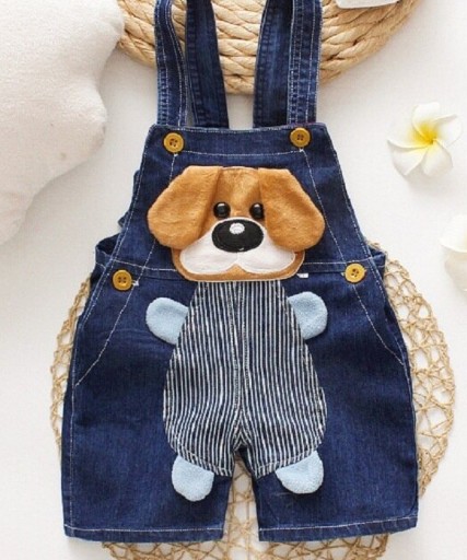 Pantalones con tirantes para niños