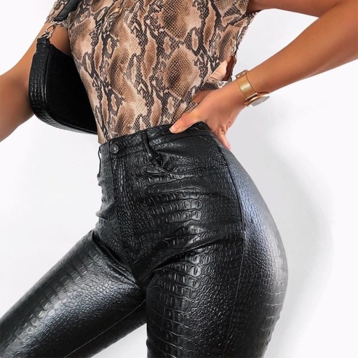 Pantalones de piel sintética para mujer con estampado