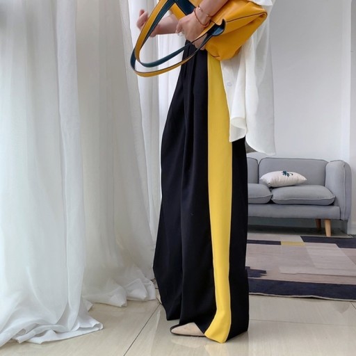 Pantalones de rayas de mujer