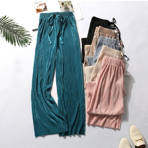 Pantalones holgados de mujer con cintura elástica.
