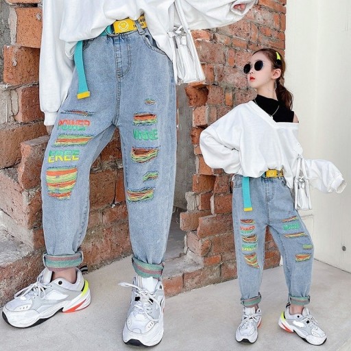 Pantalones vaqueros de colores para niña L2140