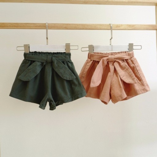 Pantaloni corti da ragazza N675