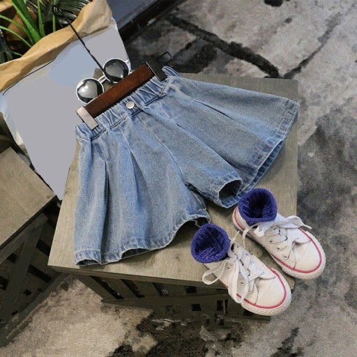 Pantaloni corti da ragazza N708