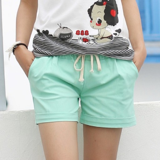 Pantaloni corti estivi da donna J3265