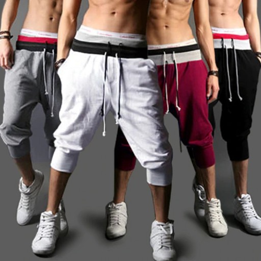 Pantaloni corti stilosi da uomo sotto il ginocchio