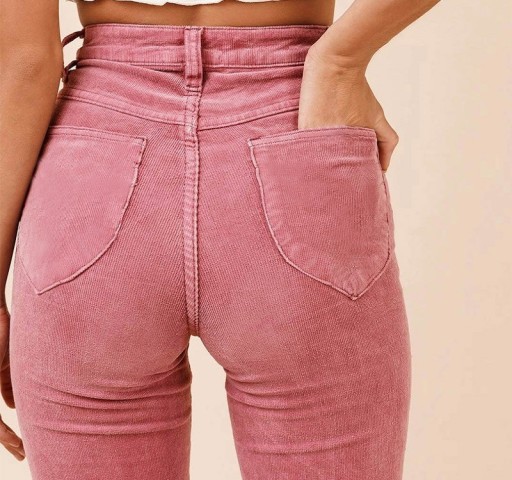 Pantaloni da donna a zampa