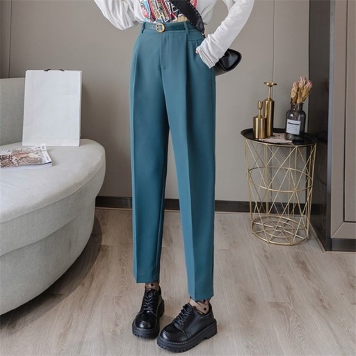 Pantaloni da donna con cintura