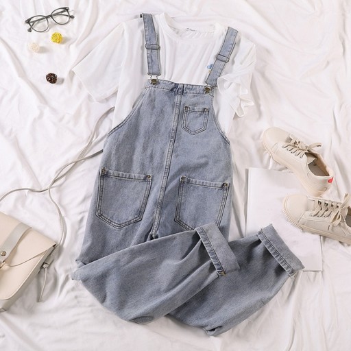 Pantaloni da donna in denim con bretelle A1906