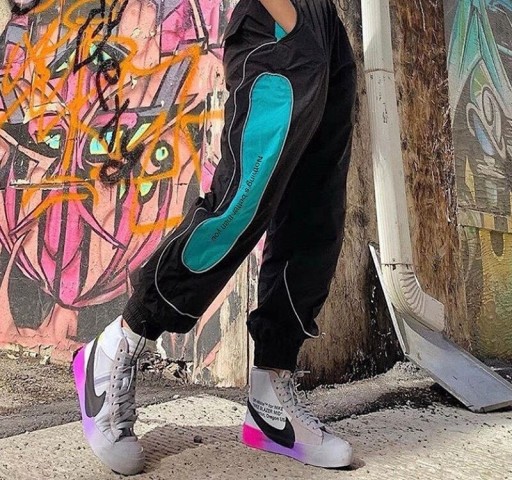 Pantaloni da donna neri