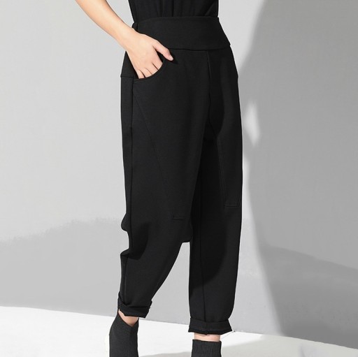 Pantaloni de dama cu talie elastica neagra