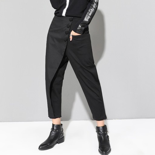 Pantaloni de femei negri A6