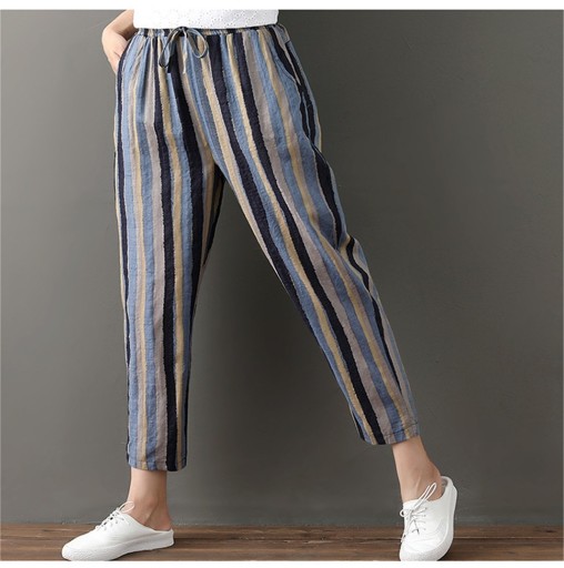 Pantaloni larghi a righe da donna